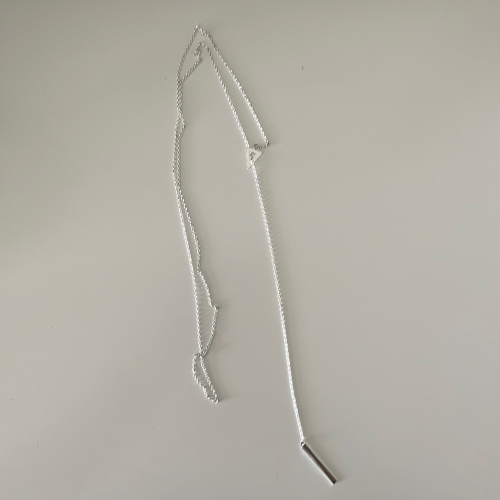 Silver lariat necklace